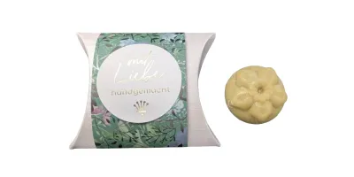Zitronenseife in festlicher Verpackung